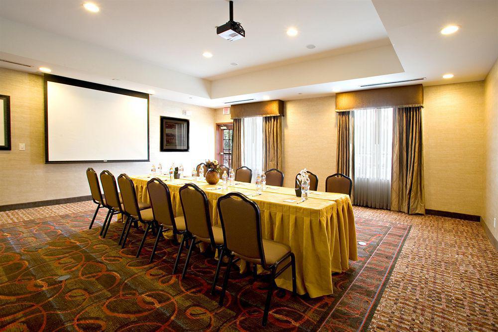 Holiday Express Uvalde, An Ihg Hotel Uvalde